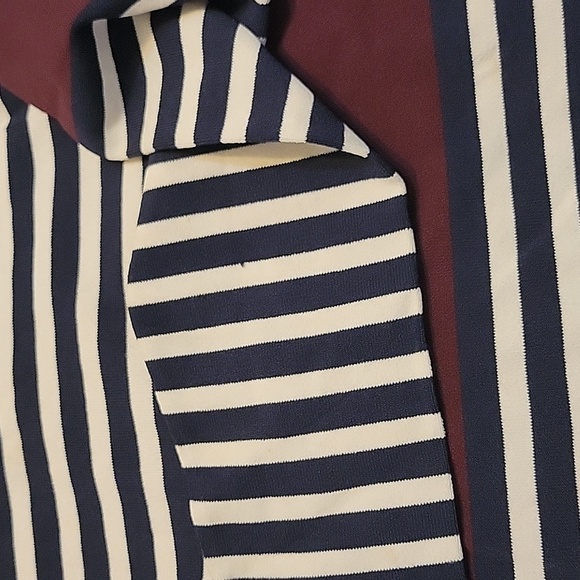 tory Burch turtle neck - Picture 7 of 9